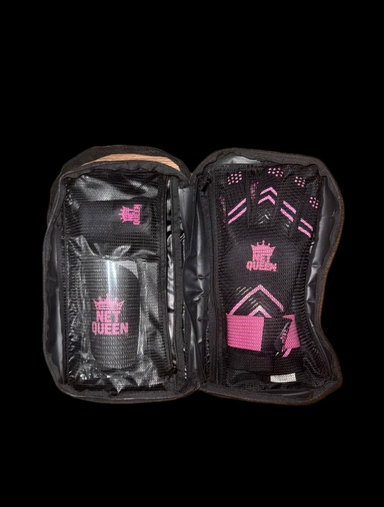 The NetQueen Glove Bag
