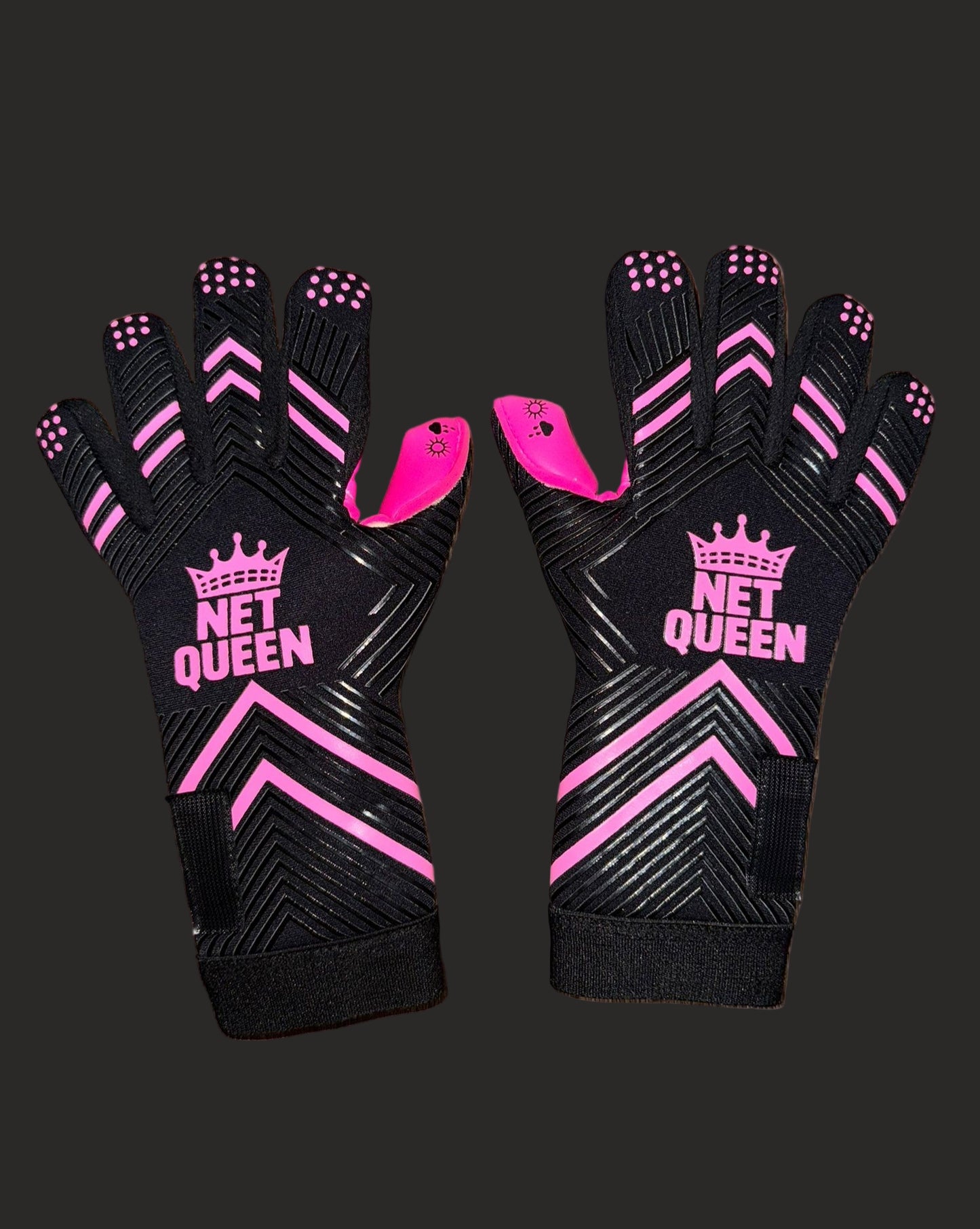 Black Rose - Pink Embossed Grip